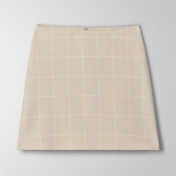 Wilfred Dresses & Skirts - Wilfred Aritzia Plaid mini Skirt
